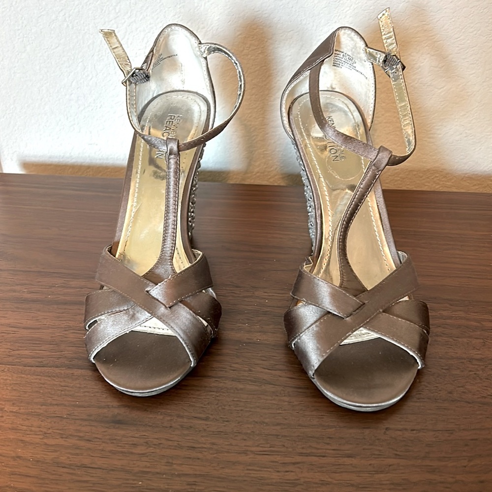 Kenneth Cole Reaction sparkling wedge